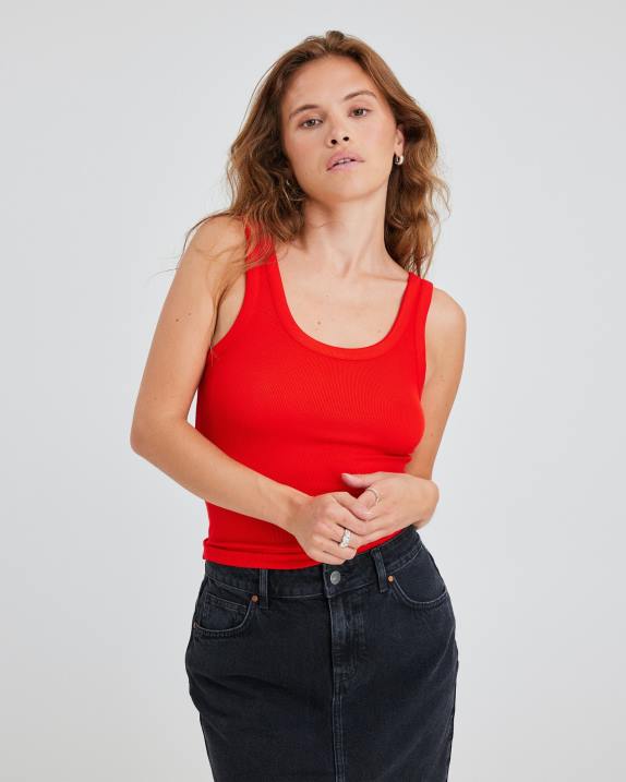 tt komma närmare röd Bik Bok Kläder 6T6V157